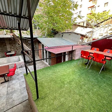 Family Appartments On Buzand Street Erevan Esterno foto