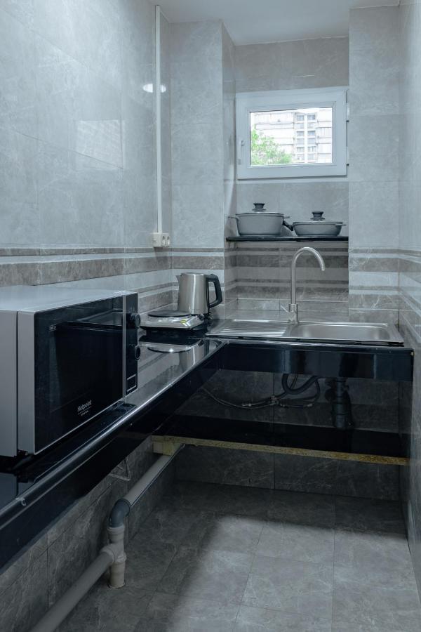 Family Appartments On Buzand Street Erevan Esterno foto